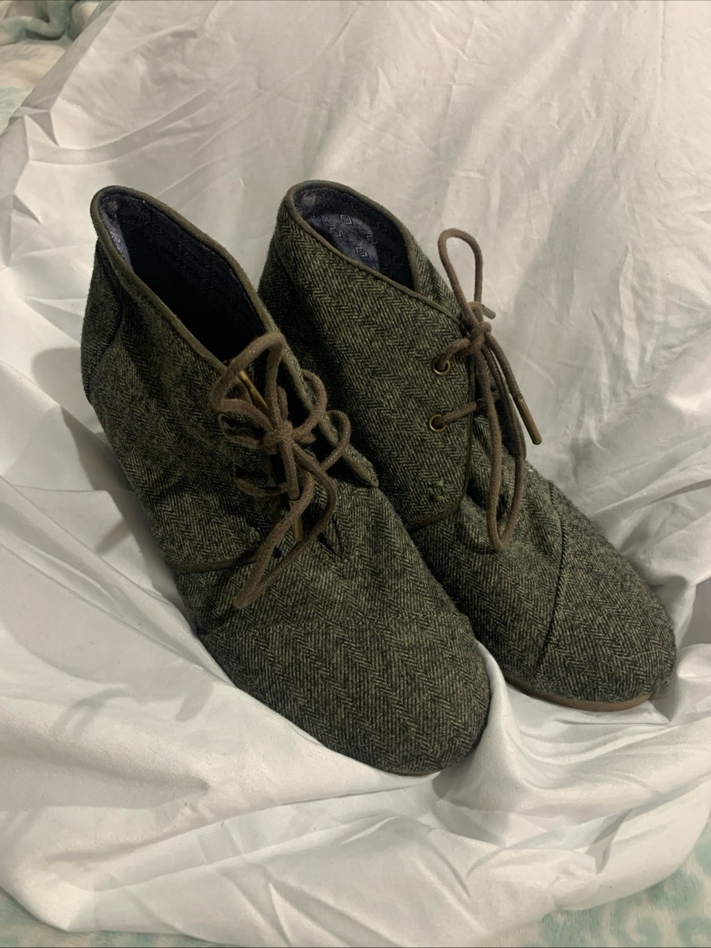 Toms Olive Green Wool Herringbone Lace-Up Ankle Boots
